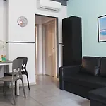 Blau Vacanze דירה *